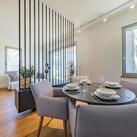 Szyprow Apartment *